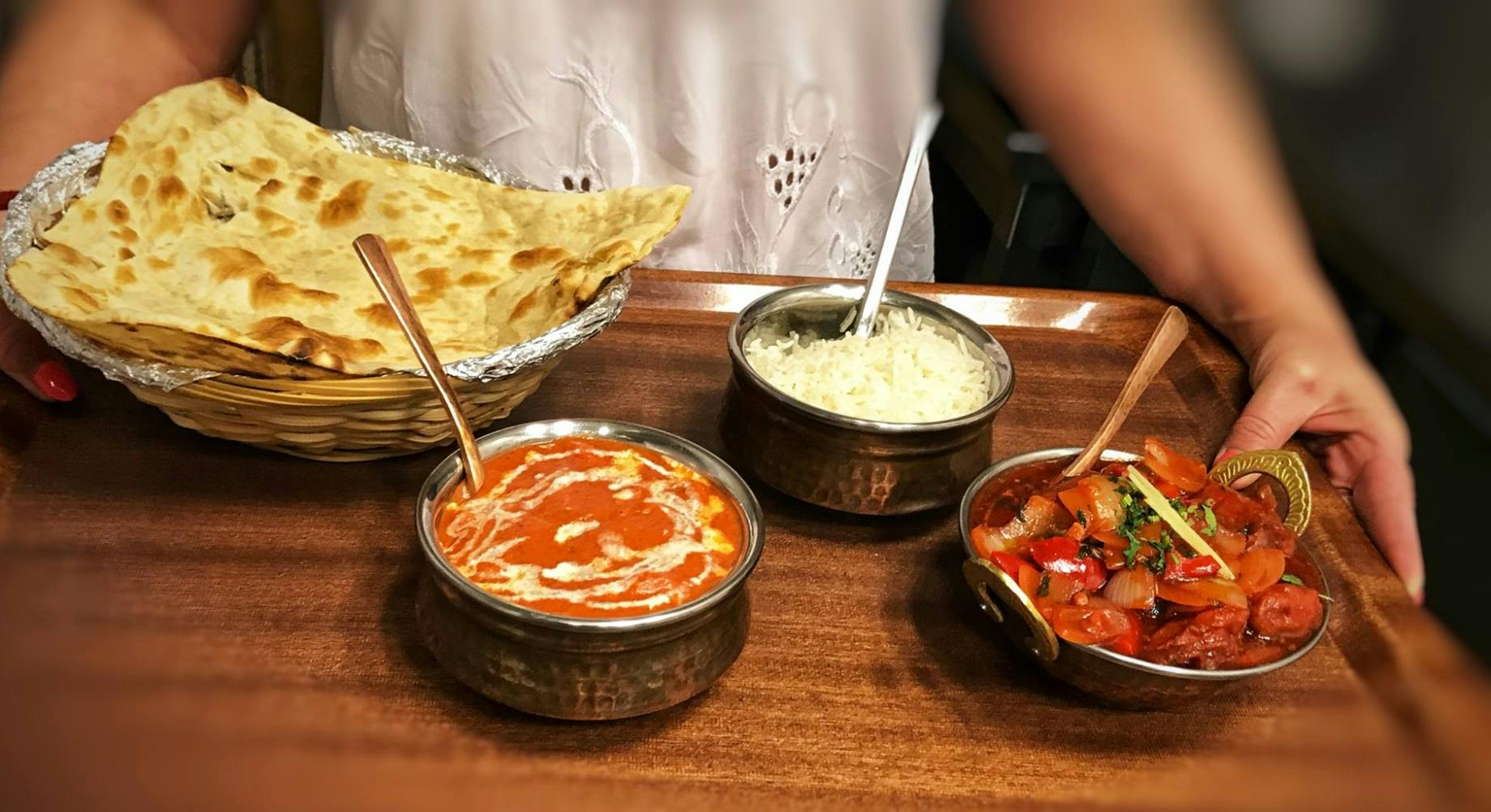 Restauracja Makalu Nepal Warszawa Oficjalna Strona Zamow