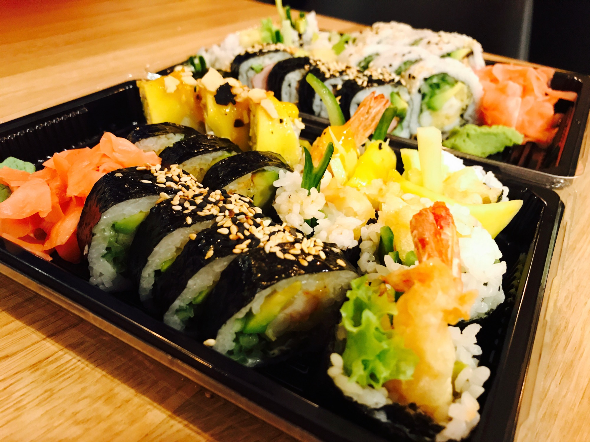 Menu , zamów i zapłać online Fugu Sushi ul. Chodkiewicza 7