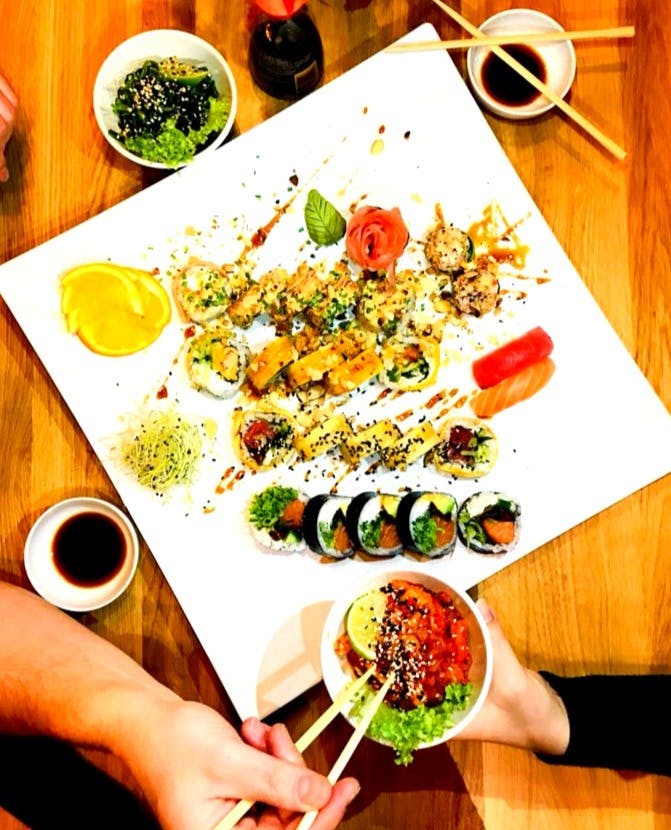 ZESTAWY SUSHI