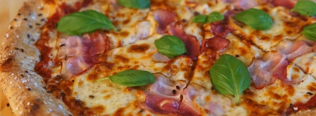 PIZZA na chlebowym cieście