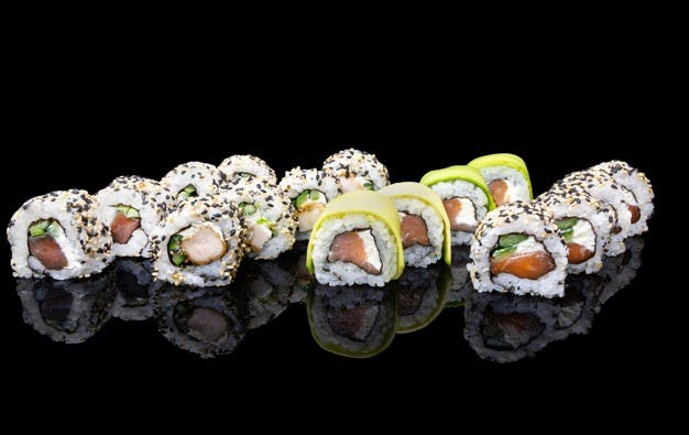 URAMAKI 8 SZT