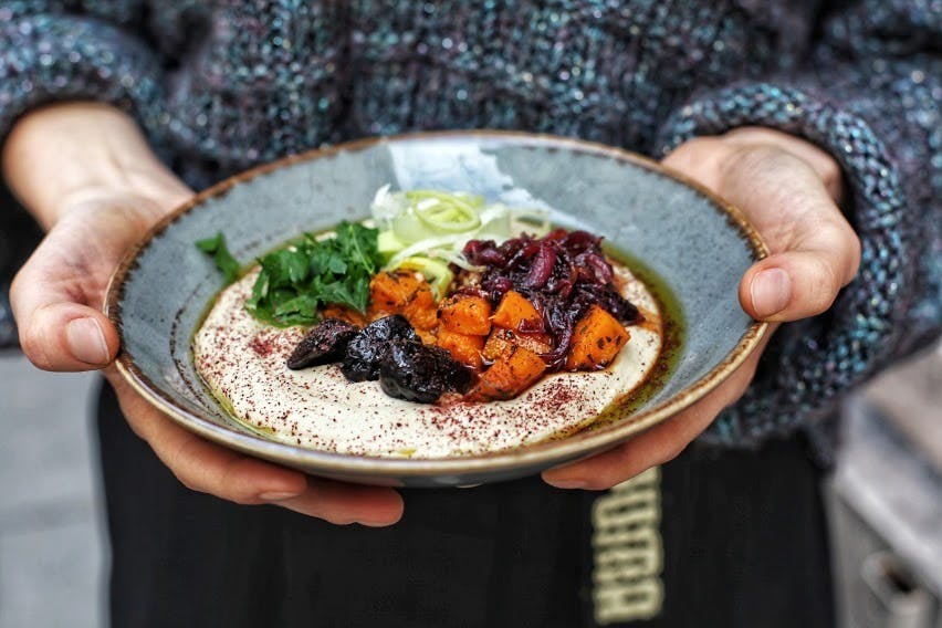 HUMMUS