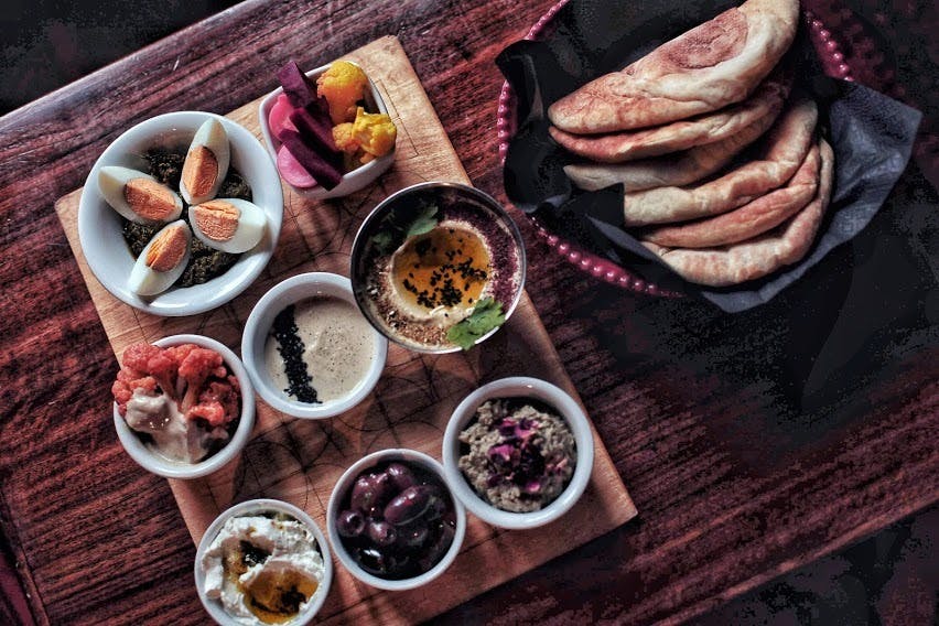 ZESTAWY MEZZE / MEZZE SETS