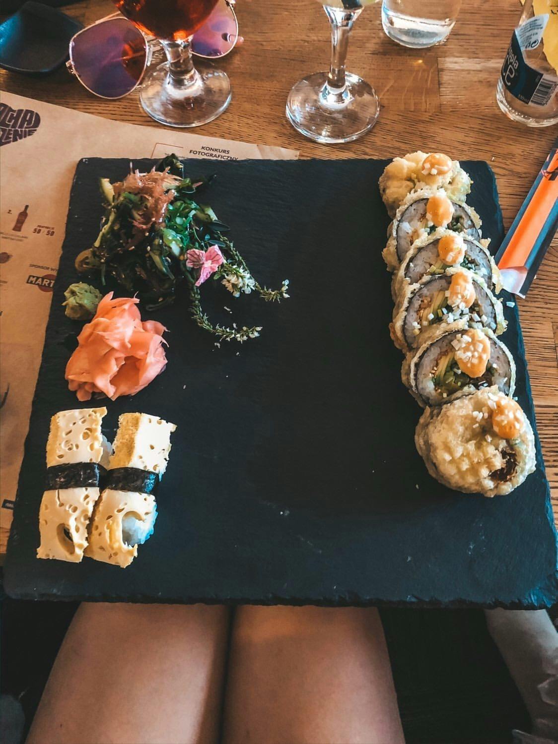 MAKI W TEMPURZE - rolki pieczone w cieście - 6 szt.